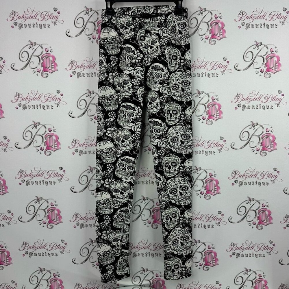 Just cozy pants fleece lined thick warm skulls Black White diamonds 💎 leggings